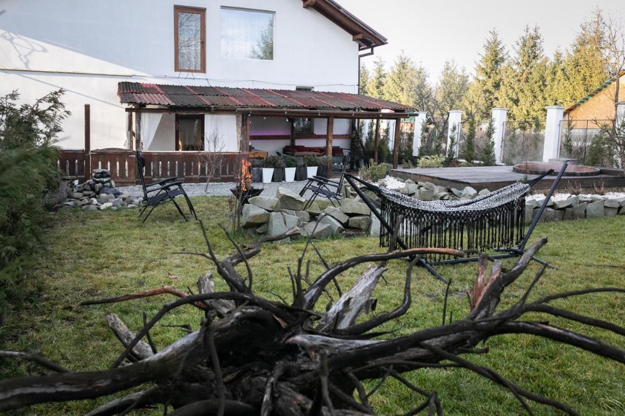 Luna Home Bistriţa Eksteriør bilde