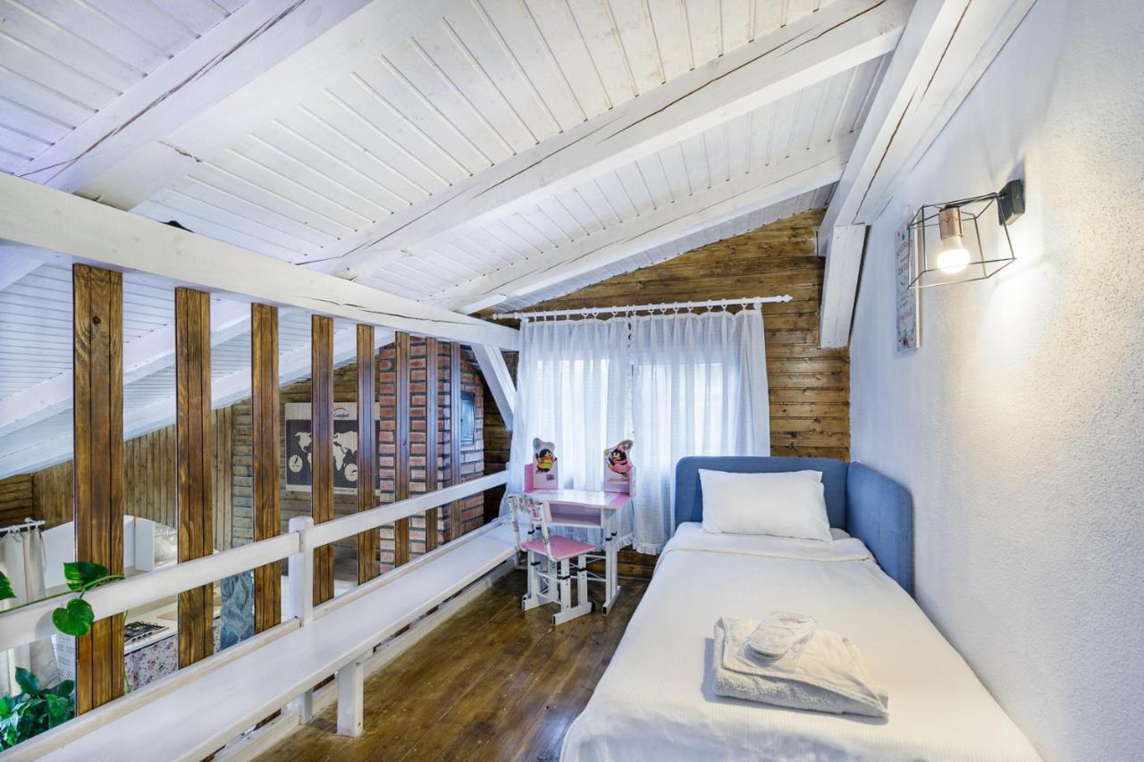 Luna Home Bistriţa Eksteriør bilde